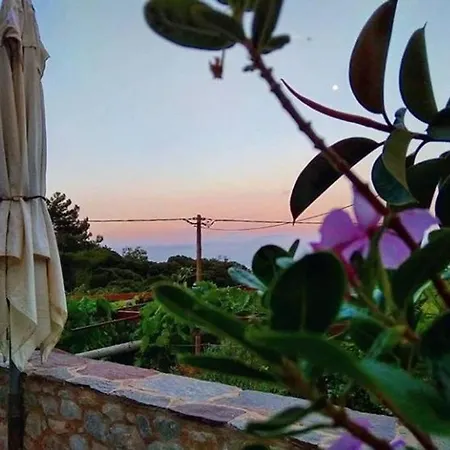 Peace In The Wildest Landscape Of Mani Domek letniskowy